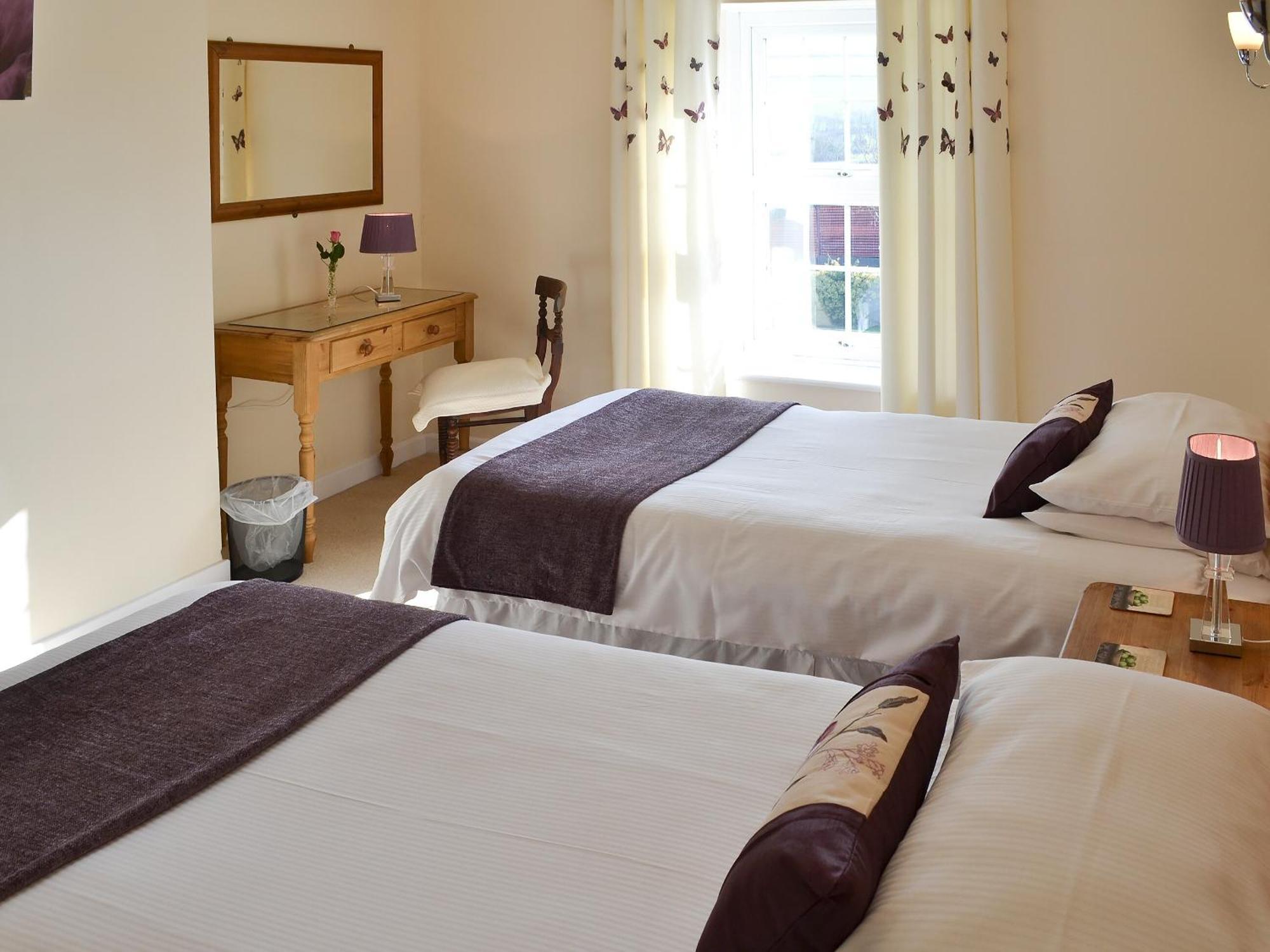 Cherry Cottage - 26913 Saint Issey المظهر الخارجي الصورة